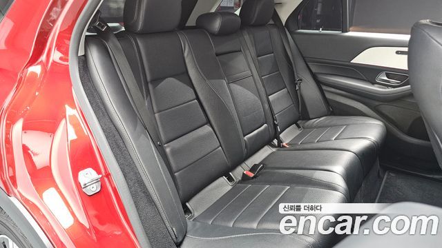 Mercedes-Benz GLE-Class GLE300d 4MATIC