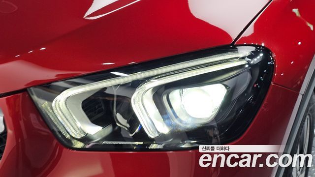 Mercedes-Benz GLE-Class GLE300d 4MATIC