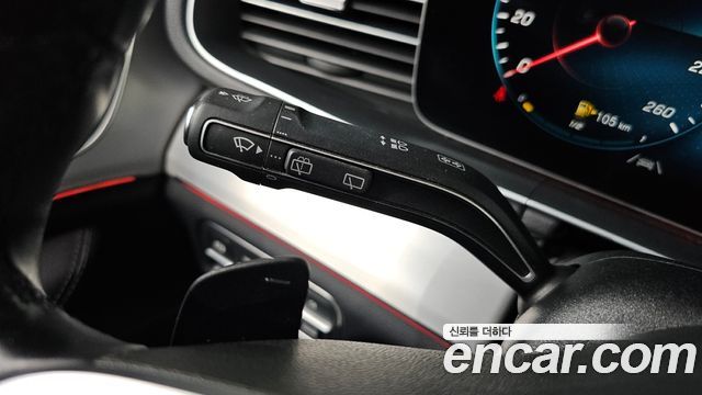 Mercedes-Benz GLE-Class GLE300d 4MATIC