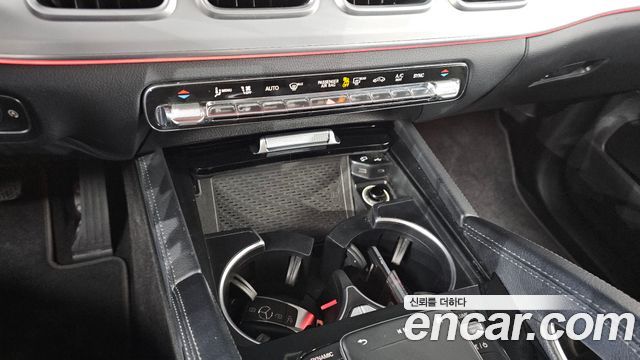 Mercedes-Benz GLE-Class GLE300d 4MATIC