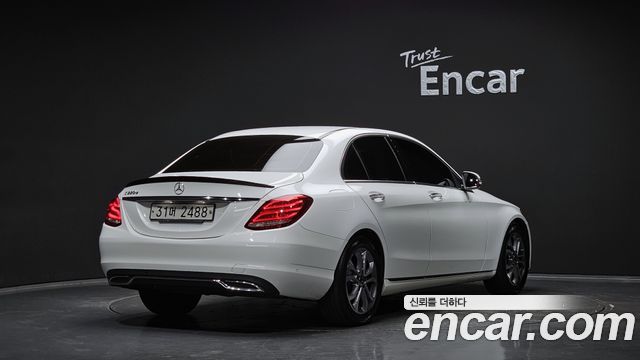 Mercedes-Benz C-Class C220 d Avantgarde