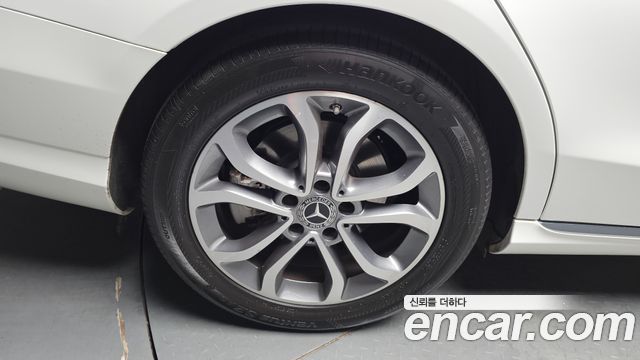 Mercedes-Benz C-Class C220 d Avantgarde