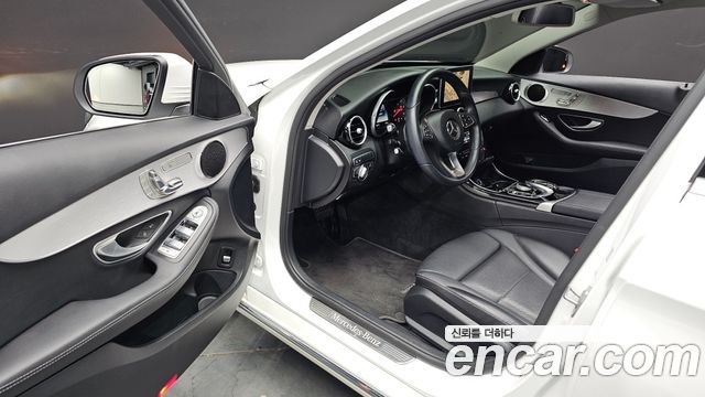 Mercedes-Benz C-Class C220 d Avantgarde
