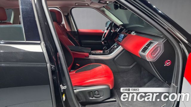Land Rover Range Rover Sport 3.0 SDV6 HSE Dynamic