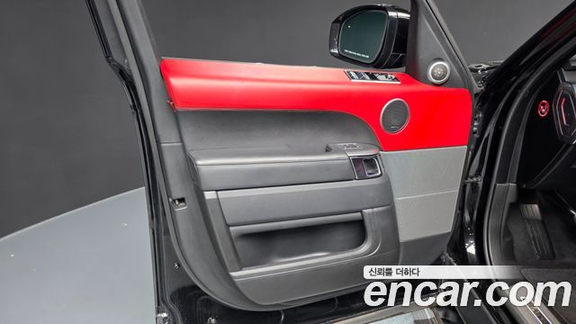 Land Rover Range Rover Sport 3.0 SDV6 HSE Dynamic