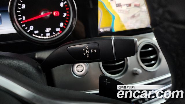Mercedes-Benz E-Class E300 Avantgarde