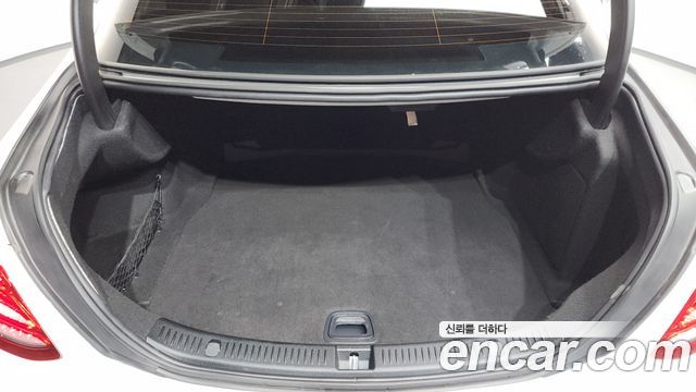 Mercedes-Benz E-Class E300 Avantgarde