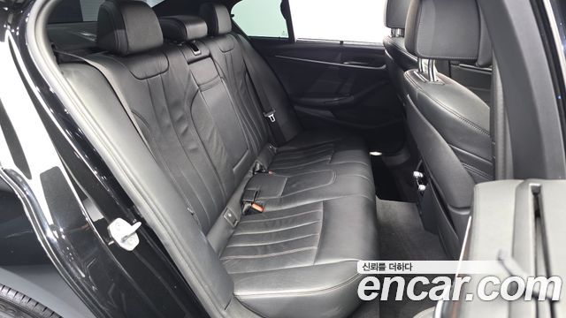 BMW 5-Series 520d M Sport Package Plus