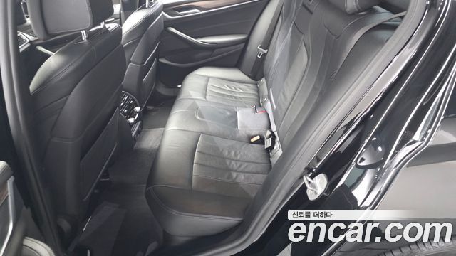 BMW 5-Series 520d M Sport Package Plus