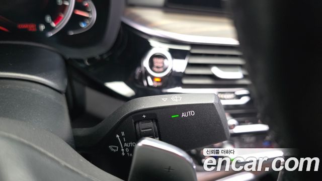 BMW 5-Series 520d M Sport Package Plus