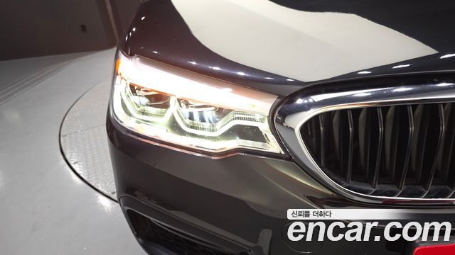 BMW 5-Series 520d M Sport Package Plus