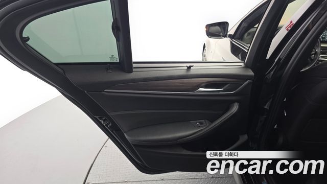 BMW 5-Series 520d M Sport Package Plus