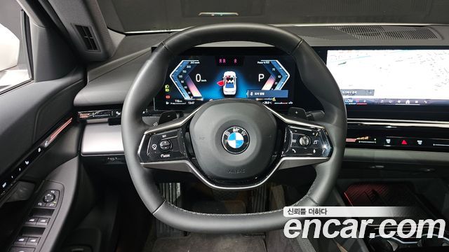 BMW 5-Series 520i