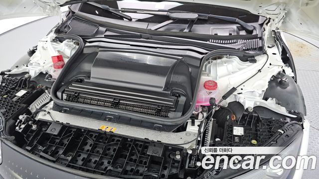Mercedes-Benz EQE EQE350+