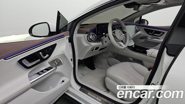 Mercedes-Benz EQE EQE350+