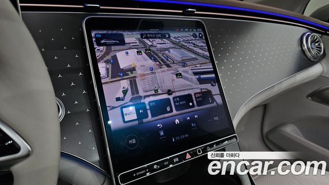 Mercedes-Benz EQE EQE350+