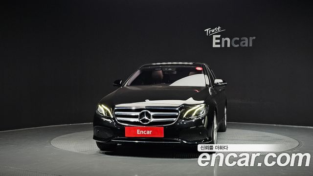 Mercedes-Benz E-Class E200 Avantgarde