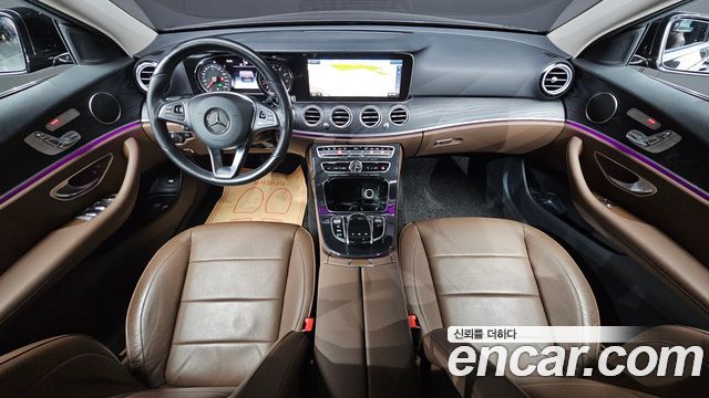 Mercedes-Benz E-Class E200 Avantgarde