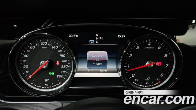 Mercedes-Benz E-Class E200 Avantgarde