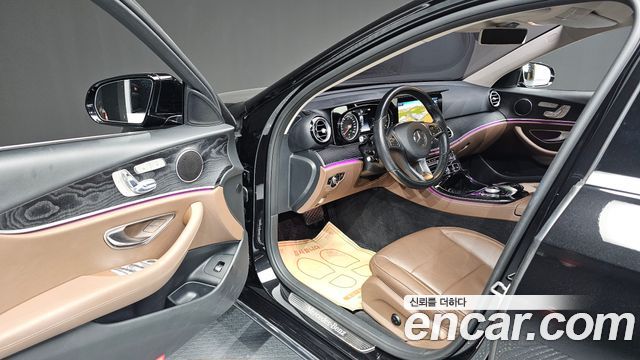 Mercedes-Benz E-Class E200 Avantgarde