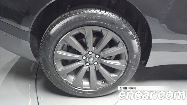 Land Rover Range Rover Velar 2.0 D240 R-Dynamic SE