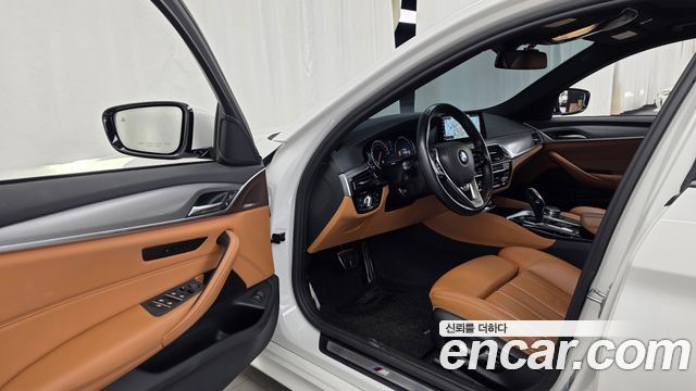BMW 5-Series 530i xDrive M Sport Package