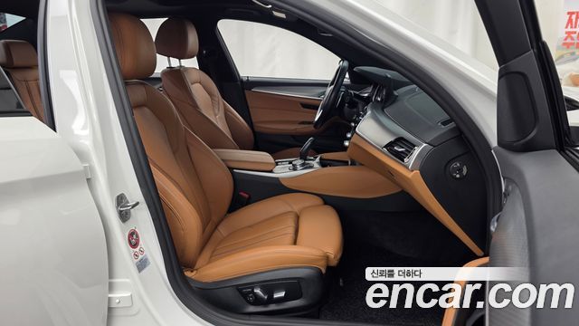 BMW 5-Series 530i xDrive M Sport Package