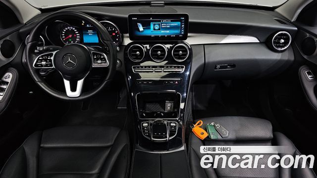 Mercedes-Benz C-Class C200