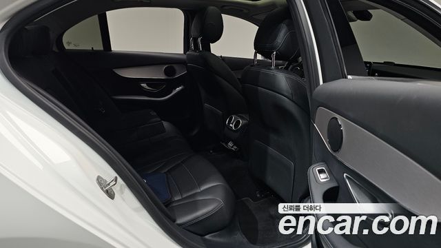Mercedes-Benz C-Class C200