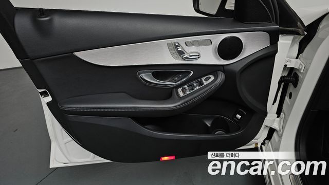 Mercedes-Benz C-Class C200