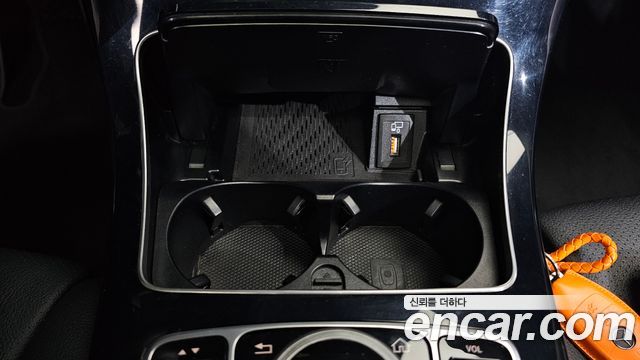 Mercedes-Benz C-Class C200