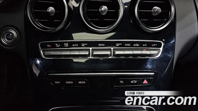Mercedes-Benz C-Class C200