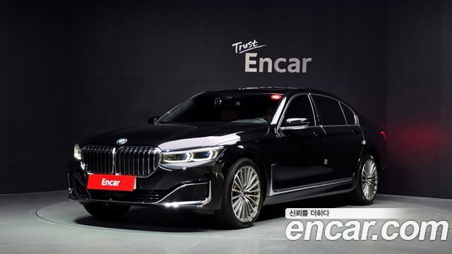 BMW 7-Series 740Li xDrive Design Pure Excellence