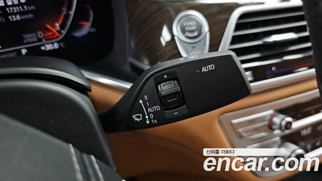 BMW 7-Series 740Li xDrive Design Pure Excellence