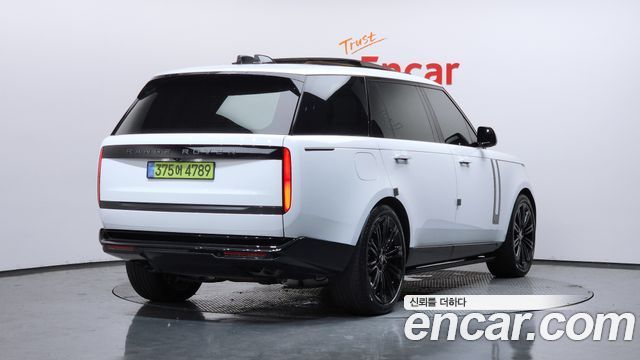 Land Rover Range Rover P530 Autobiography Long Wheel Base