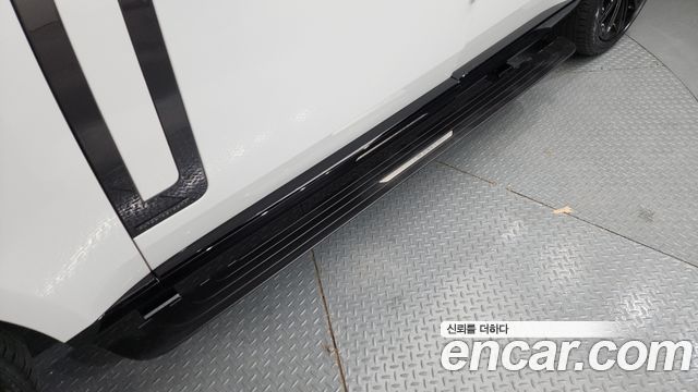 Land Rover Range Rover P530 Autobiography Long Wheel Base