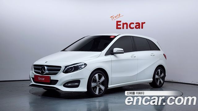 Mercedes-Benz B-Class B220