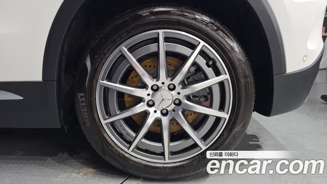 Mercedes-Benz GLA-Class GLA45 AMG 4MATIC+