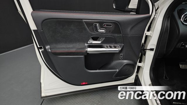 Mercedes-Benz GLA-Class GLA45 AMG 4MATIC+
