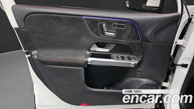 Mercedes-Benz GLB-Class AMG GLB35 4MATIC
