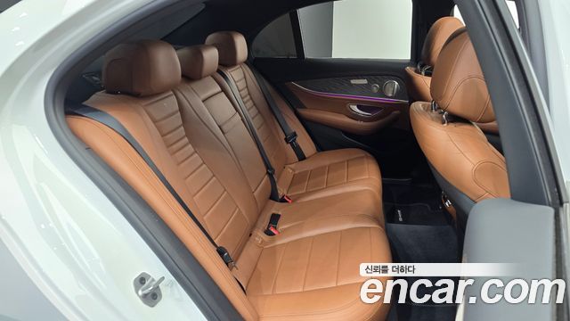 Mercedes-Benz E-Class E350 4MATIC AMG Line