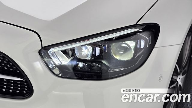 Mercedes-Benz E-Class E350 4MATIC AMG Line