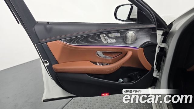 Mercedes-Benz E-Class E350 4MATIC AMG Line