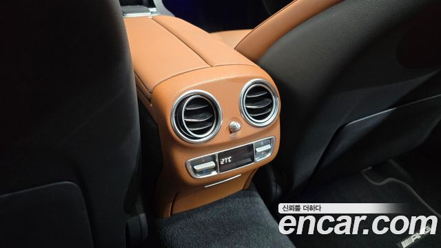 Mercedes-Benz E-Class E350 4MATIC AMG Line