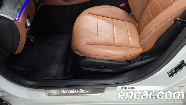 Mercedes-Benz E-Class E350 4MATIC AMG Line