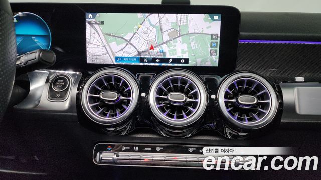 Mercedes-Benz GLB-Class GLB250 4MATIC