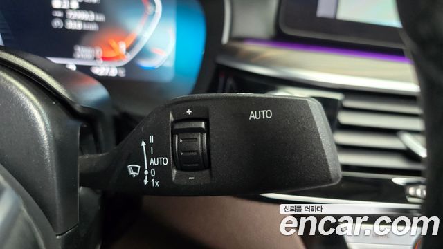 BMW 5-Series 530i xDrive Luxury