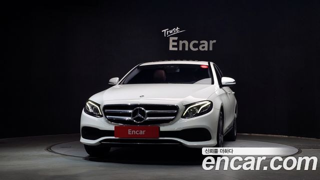 Mercedes-Benz E-Class E220d Avantgarde