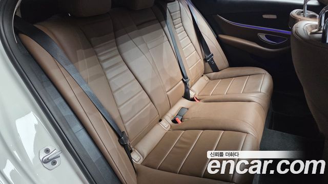 Mercedes-Benz E-Class E220d Avantgarde