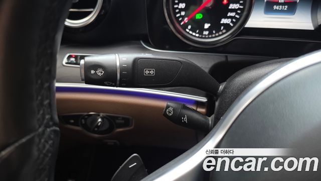Mercedes-Benz E-Class E220d Avantgarde